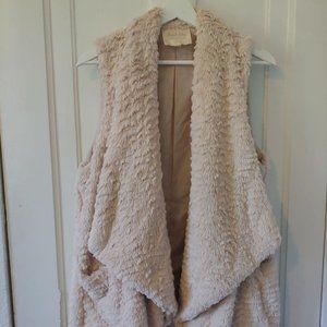 Fluffy Altar'd State Faux Fur Vest
